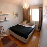 Quiet With Sauna Near Santas Village Apartman *