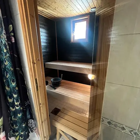 Quiet With Sauna Near Santas Village Appartamento Rovaniemi