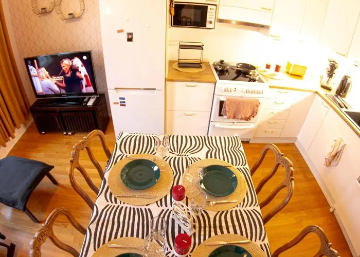 Quiet With Sauna Near Santas Village