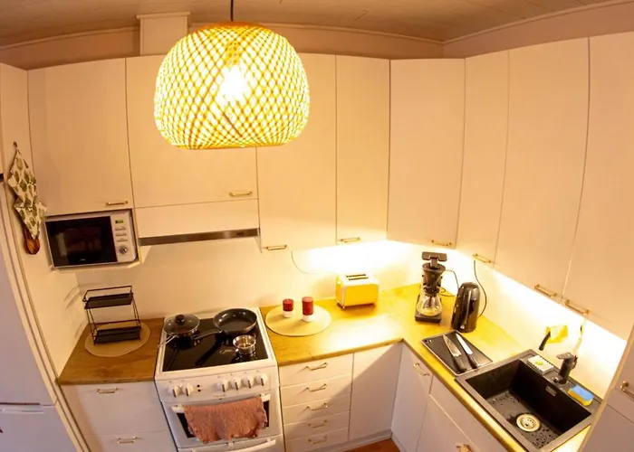 Quiet With Sauna Near Santas Village アパート *